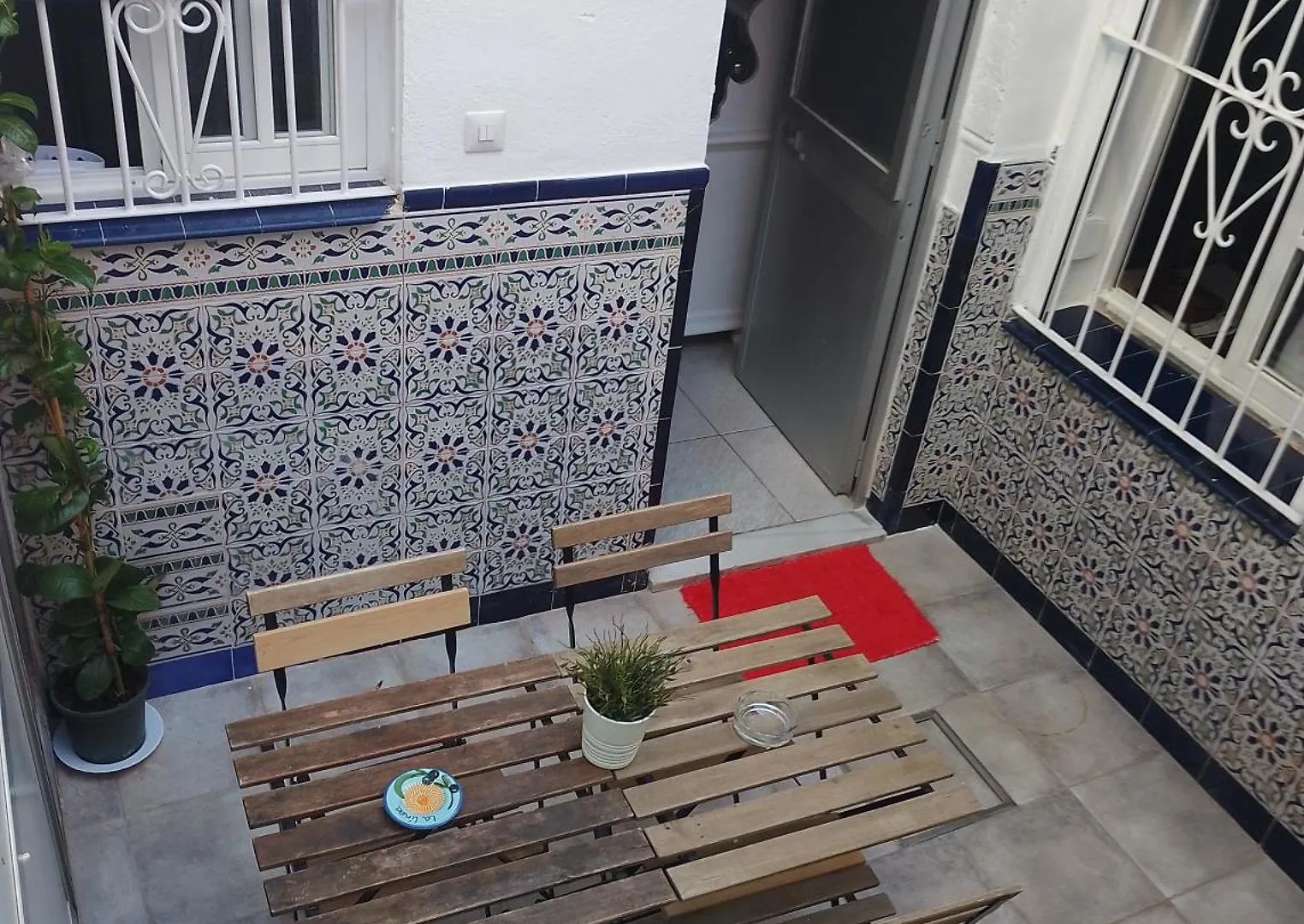 Malaga Center Rooms Homestay
